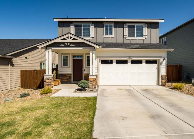 Property at 61812 SE Finn Pl, Bend, OR 97702, 3 beds, 2.5 baths