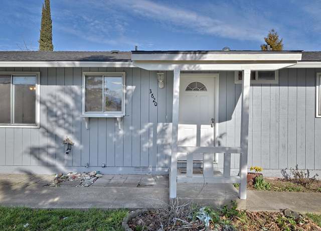 Property at 3620 Hilsinger Rd, Phoenix, OR 97535, 3 beds, 2 baths
