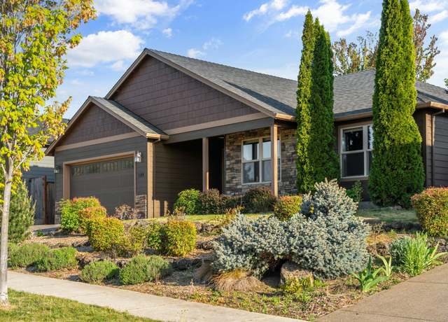 Property at 530 St Augustine Dr, Medford, OR 97504, 4 beds, 2 baths