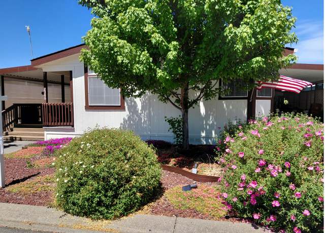 Property at 2386 Sasha Ct, Grants Pass, OR 97527, 3 beds, 2 baths