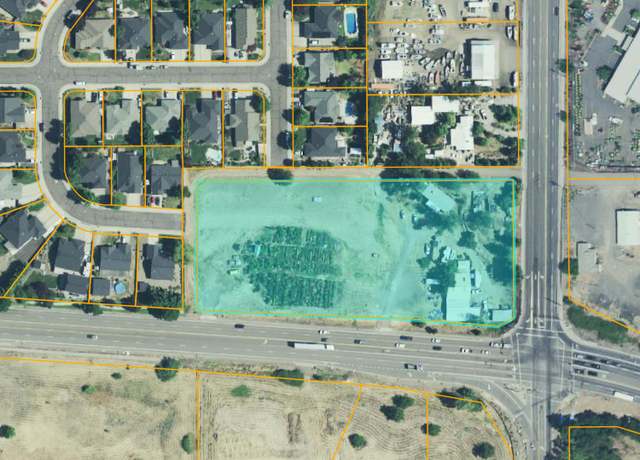 Property at 4404 Biddle Rd, Central Point, OR 97502