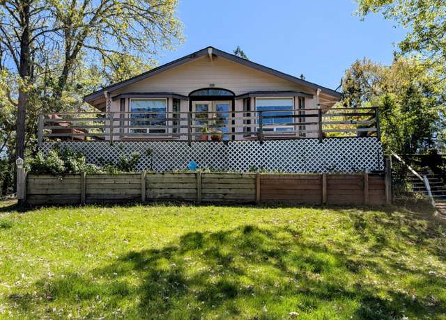 Property at 2033 Robertson Bridge Rd, Grants Pass, OR 97526, 3 beds, 2 baths