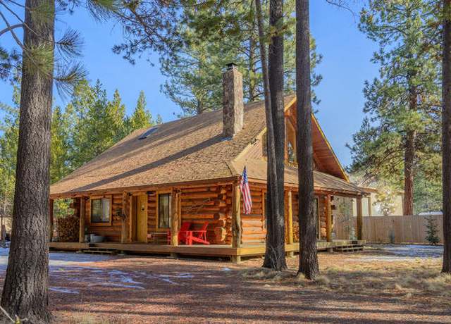 Property at 17208 Blue Heron Dr, Bend, OR 97707, 2 beds, 2 baths