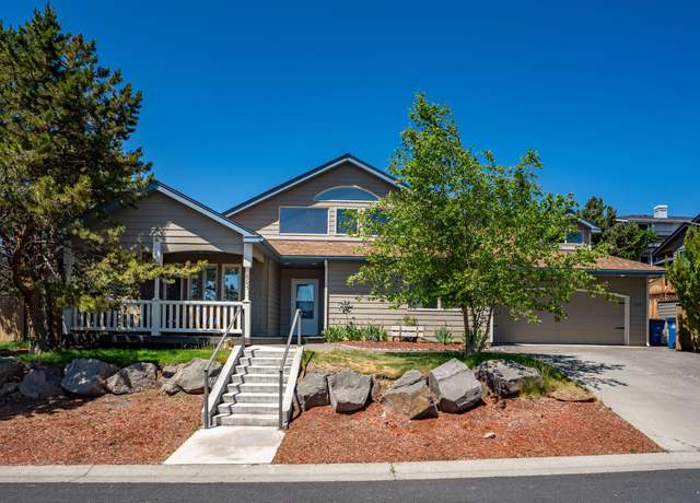 Property at 2545 SW 35th Ct, Redmond, OR 97756, 3 beds, 2.5 baths