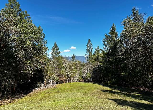 Property at 501 Wildrose Ln, Grants Pass, OR 97527