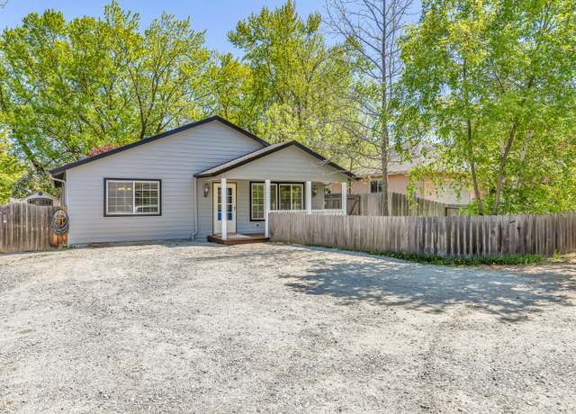 Property at 626 Park St, Ashland, OR 97520, 3 beds, 2 baths