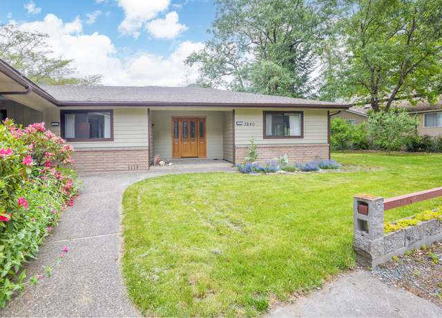 Property at 3840 Almar Rd, Grants Pass, OR 97527, 3 beds, 2.5 baths