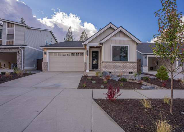 Property at 1452 NW Ochoa Dr, Bend, OR 97703, 3 beds, 2.5 baths
