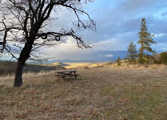 Property at 110 White Tail Dr, Eagle Point, OR 97524