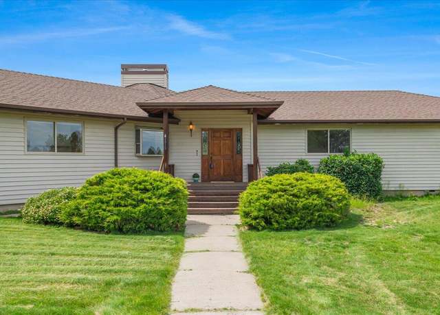 Property at 64515 Rock Springs Rd, Bend, OR 97703, 4 beds, 4 baths