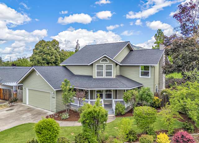 Property at 2338 Ridge Way, Medford, OR 97504, 3 beds, 2.5 baths