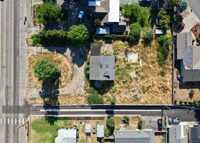 Property at 1419 Fruitdale Dr, Grants Pass, OR 97527