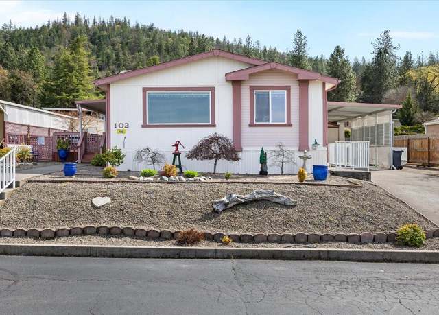 Property at 3955 S Stage Rd #102, Medford, OR 97501, 3 beds, 2 baths