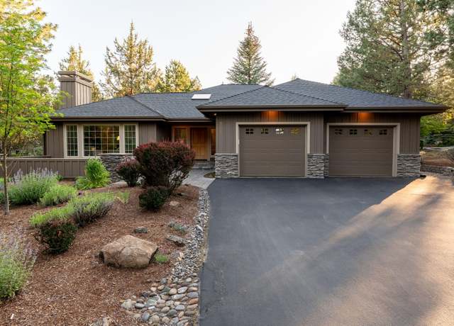 Property at 3013 NW Melville Dr, Bend, OR 97703, 3 beds, 2.5 baths
