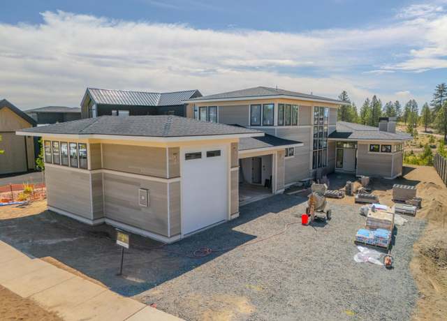 Property at 3227 NW Strickland Way, Bend, OR 97703, 3 beds, 2.5 baths