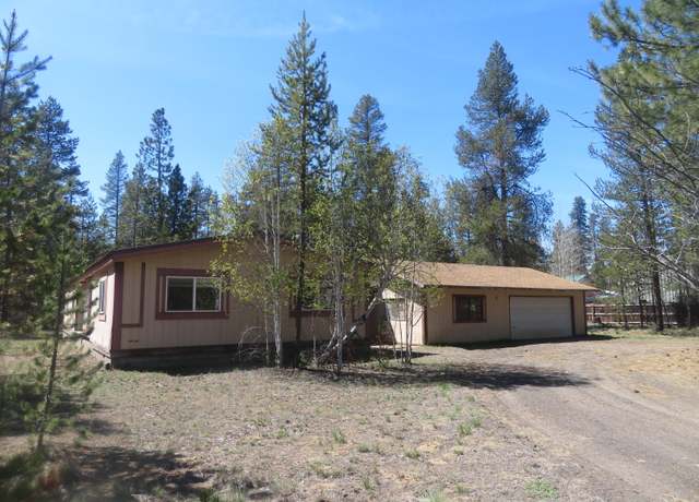 Property at 52497 Antler Ln, La Pine, OR 97739, 3 beds, 2 baths