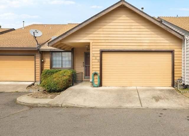 Property at 639 Golden Ln, Medford, OR 97504, 2 beds, 2 baths