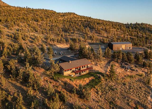 Property at 6150 S Crooked River Hwy, Prineville, OR 97754, 4 beds, 3 baths