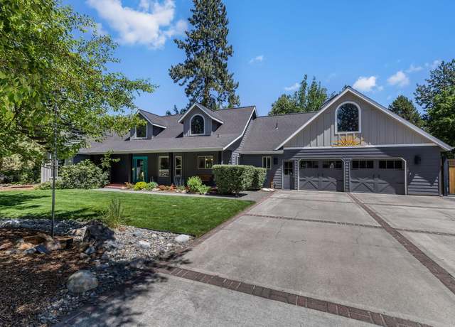 Property at 21005 King Hezekiah Way, Bend, OR 97702, 4 beds, 2.5 baths