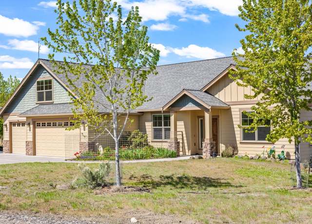 Property at 6561 SE Baker Ln, Prineville, OR 97754, 3 beds, 3 baths