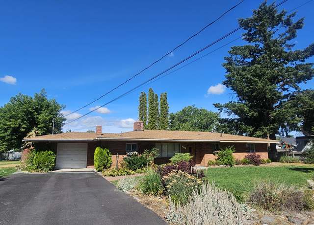 Property at 3710 Madison St, Klamath Falls, OR 97603, 3 beds, 1 bath