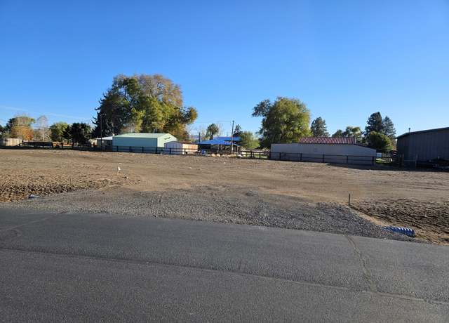 Property at 240 NW Saddle Ridge Loop Lot 8, Prineville, OR 97754
