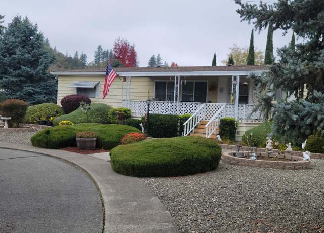 Property at 1094 Lee Roze Ln, Grants Pass, OR 97527, 3 beds, 2 baths