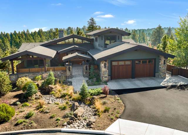 Property at 61538 SW Longview St, Bend, OR 97702, 4 beds, 4 baths