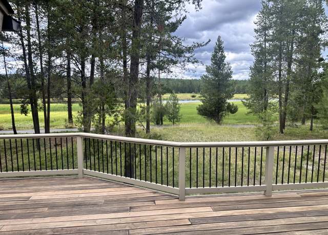 Property at 17634 Goldfinch Ln, Sunriver, OR 97707, 4 beds, 4.5 baths