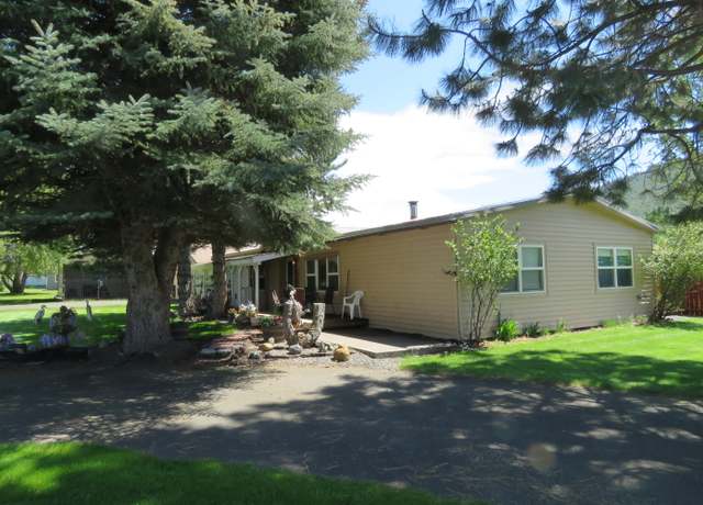 Property at 14108 Ravenwood Dr, Klamath Falls, OR 97601, 3 beds, 2 baths