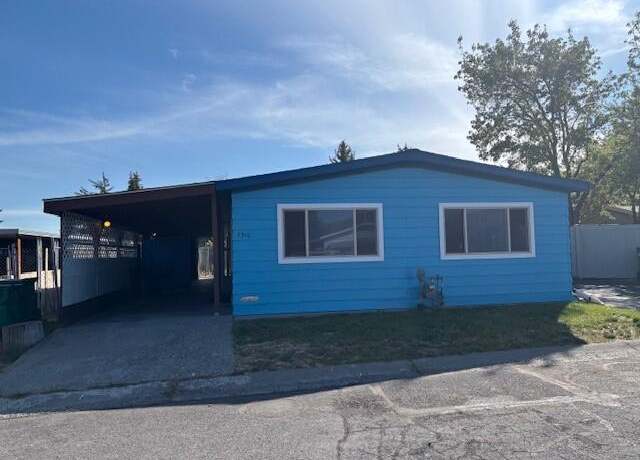 Property at 7310 Flag Ct, Klamath Falls, OR 97603, 3 beds, 2 baths