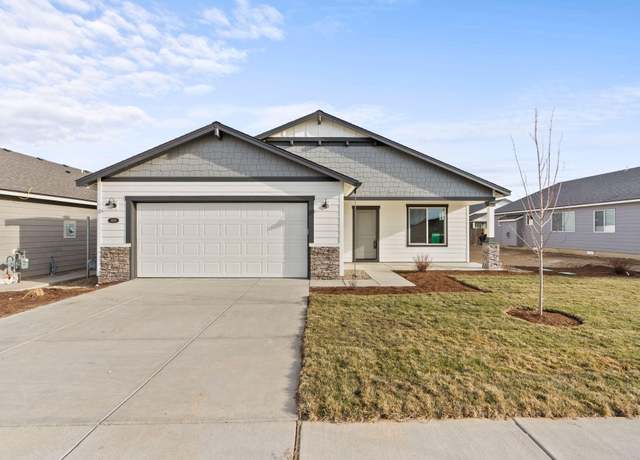 Property at 1144 NW Varnish Ln #32, Redmond, OR 97756, 4 beds, 2 baths