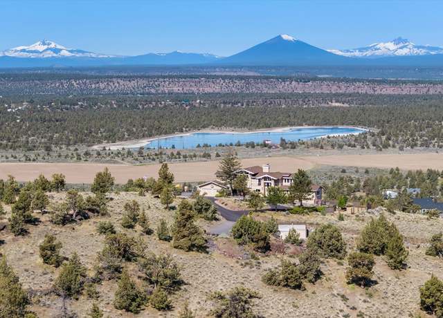 Property at 3124 NW Lynch Way, Redmond, OR 97756, 5 beds, 4.5 baths