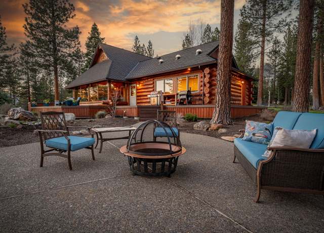 Property at 69877 California Trl, Sisters, OR 97759, 3 beds, 2.5 baths