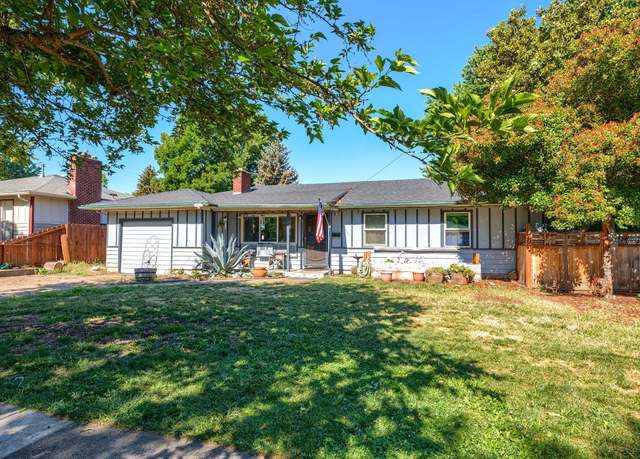 Property at 1548 S Ivy St, Medford, OR 97501, 3 beds, 1.5 baths
