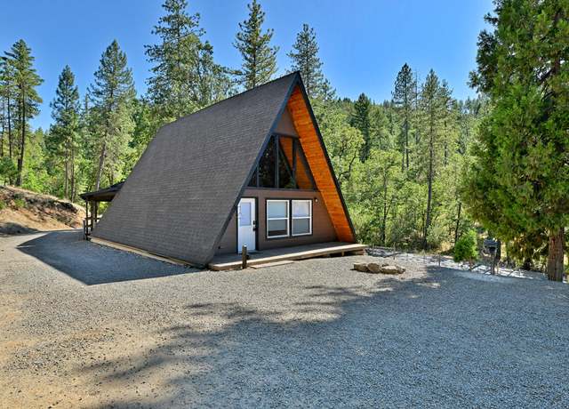 Property at 19186 Antioch Rd, White City, OR 97503, 2 beds, 1.5 baths