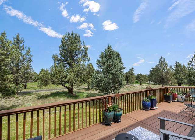 Property at 8505 Golden Pheasant Ct, Redmond, OR 97756, 3 beds, 2.5 baths