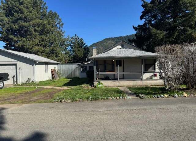 Property at 1551 Apple Ln, Grants Pass, OR 97527, 2 beds, 1 bath