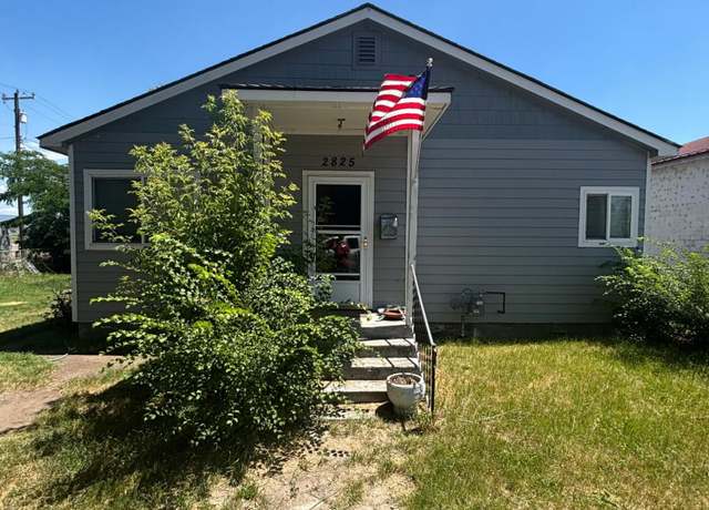 Property at 2825 Market St, Bonanza, OR 97623, 3 beds, 2 baths