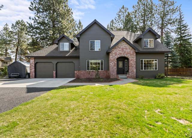 Property at 61250 15th St, Bend, OR 97702, 4 beds, 2.5 baths
