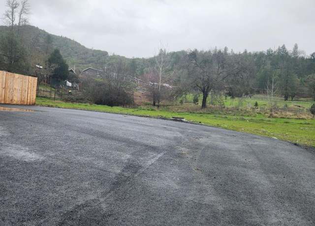 Property at 904 Broadway St #503, Rogue River, OR 97537