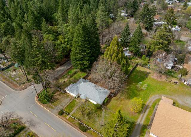 Property at 220 W Watkins St, Cave Junction, OR 97523, 3 beds, 2 baths