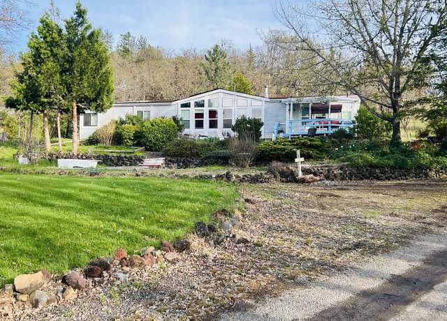 Property at 3399 Dodge Rd, White City, OR 97503, 2 beds, 2 baths