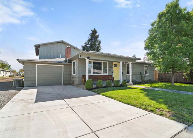Property at 332 N 2nd St, Central Point, OR 97502, 4 beds, 2 baths