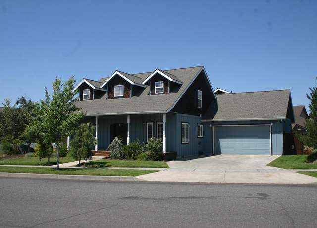 Property at 20826 NE Sierra Dr, Bend, OR 97701, 3 beds, 2.5 baths