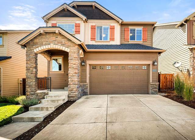 Property at 20450 Jacklight Ln, Bend, OR 97702, 4 beds, 2.5 baths