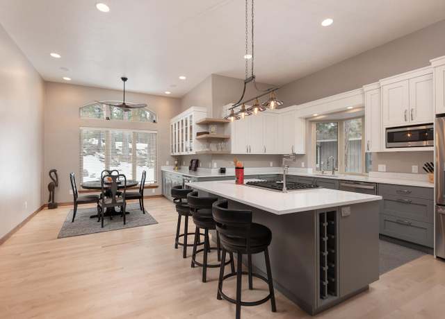 Property at 3566 NW Braid Dr, Bend, OR 97703, 3 beds, 2 baths