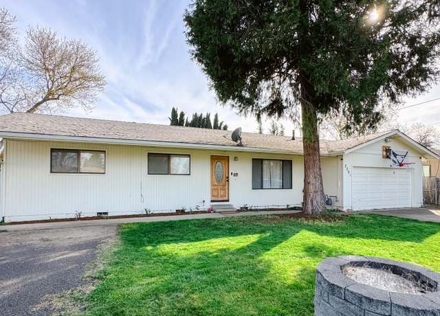 Property at 2091 Alamar St, Medford, OR 97501, 4 beds, 2 baths