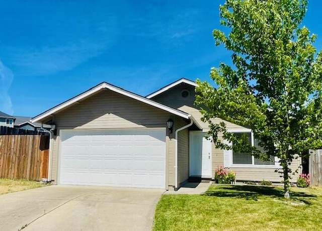 Property at 584 Clearview Way, Eagle Point, OR 97524, 3 beds, 1 bath