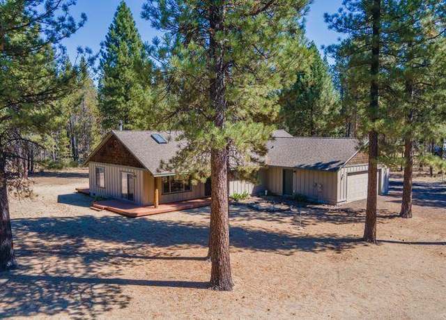 Property at 327 Chapman St, Gilchrist, OR 97737, 3 beds, 2 baths